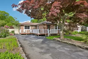 148 Oak Ave, Shirley, NY 11967 - Photo 2