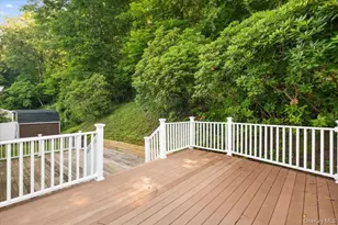 22 Knollwood Rd, Cortlandt Manor, NY 10567 - Photo 30