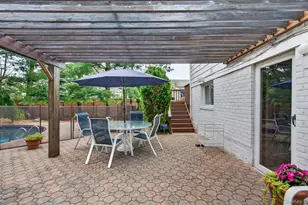 15 Ulster Dr, Jericho, NY 11753 - Photo 34