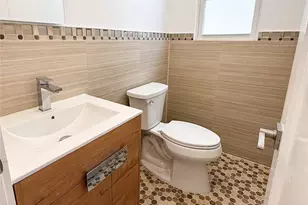 249-09 Mayda Rd, Rosedale, NY 11422 - Photo 16