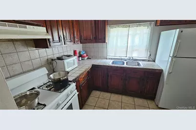 11 Chestnut Street, Newburgh, NY 12550 - Photo 6