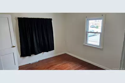 11 Chestnut Street, Newburgh, NY 12550 - Photo 4