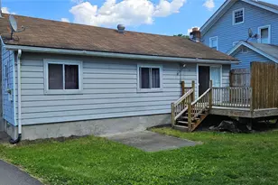 11 Chestnut St, Newburgh, NY 12550 - Photo 10