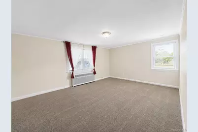 31 Maple Avenue, Kings Park, NY 11754 - Photo 6