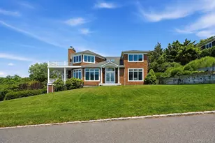 17 Oceanview Dr, Southampton, NY 11968 - Photo 2