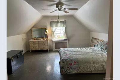 655 2nd Place S, Garden City, NY 11530 - Photo 12