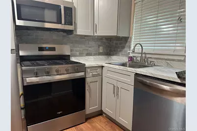 11 Lexington Hill #8, Harriman, NY 10926 - Photo 2