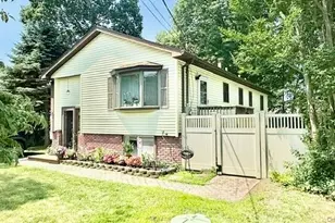 26 Robinwood St, Mastic, NY 11950 - Photo 2