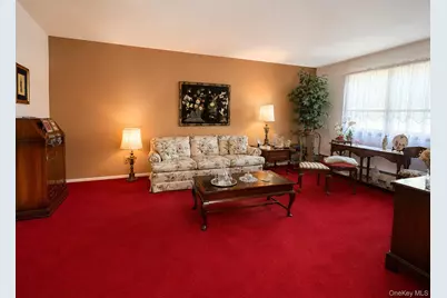 114 Washington Boulevard, Commack, NY 11725 - Photo 6