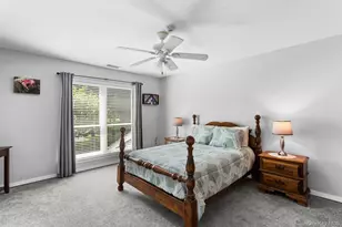 17 Lakeview Dr, Manorville, NY 11949 - Photo 4
