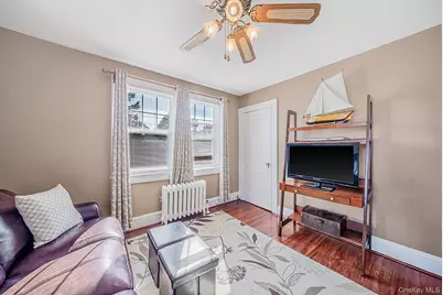 27 Hilbert Street, Hempstead, NY 11550 - Photo 20
