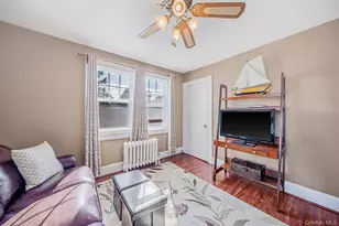 27 Hilbert St, Hempstead, NY 11550 - Photo 20