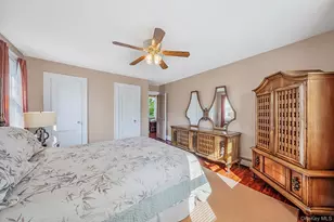 27 Hilbert St, Hempstead, NY 11550 - Photo 22