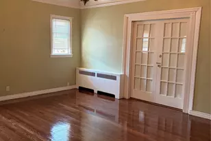 135-11 122nd Pl, Ozone Park, NY 11420 - Photo 4