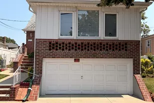 135-11 122nd Pl, Ozone Park, NY 11420 - Photo 2