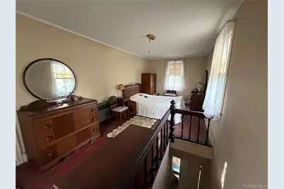 174 Railroad Avenue, Saint James, NY 11780 - Photo 14