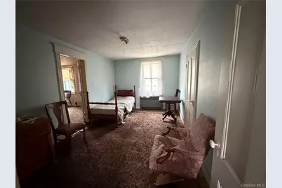 174 Railroad Avenue, Saint James, NY 11780 - Photo 16