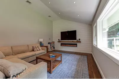 30 Harriet Lane, Huntington, NY 11743 - Photo 4