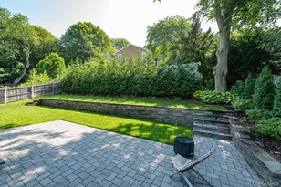 30 Harriet Ln, Huntington, NY 11743 - Photo 18