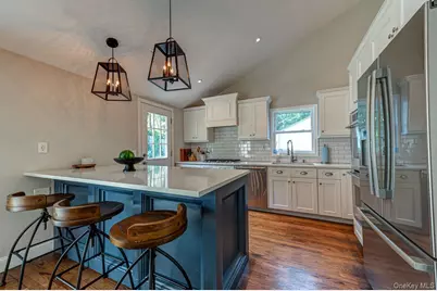 30 Harriet Lane, Huntington, NY 11743 - Photo 6