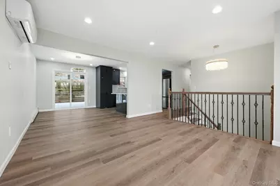 9 Harmony Lane, Glen Cove, NY 11542 - Photo 2