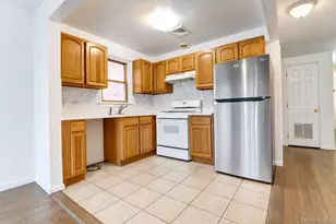 61-07 Bleecker St, Ridgewood, NY 11385 - Photo 8