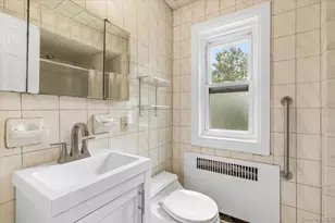 54 Strathmore Rd, Scarsdale, NY 10583 - Photo 20