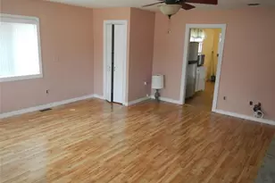1005 Thompson Dr, Bay Shore, NY 11706 - Photo 10