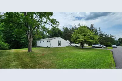 48 Gleason Boulevard, Pleasant Valley, NY 12569 - Photo 4