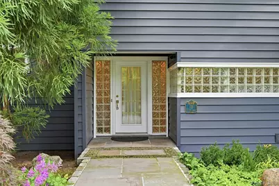 18 Nicole Court, Manorville, NY 11949 - Photo 2