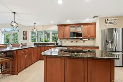 18 Nicole Court, Manorville, NY 11949 - Photo 14