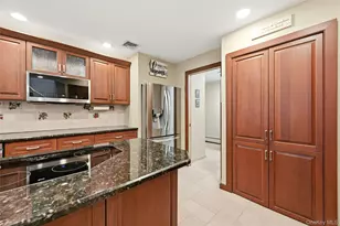 18 Nicole Ct, Manorville, NY 11949 - Photo 18