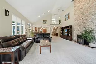 18 Nicole Ct, Manorville, NY 11949 - Photo 10