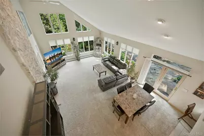 18 Nicole Court, Manorville, NY 11949 - Photo 34