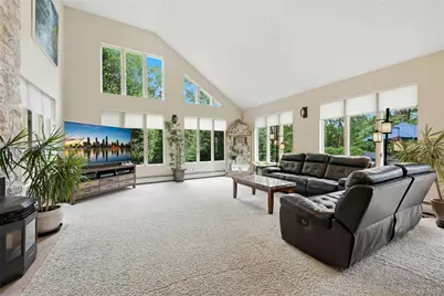 18 Nicole Court, Manorville, NY 11949 - Photo 6