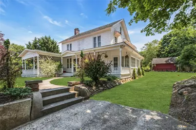 430 Montauk Highway, East Moriches, NY 11940 - Photo 2