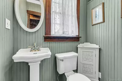 430 Montauk Highway, East Moriches, NY 11940 - Photo 26