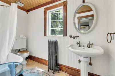 430 Montauk Highway, East Moriches, NY 11940 - Photo 36
