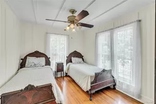 430 Montauk Hwy, East Moriches, NY 11940 - Photo 30