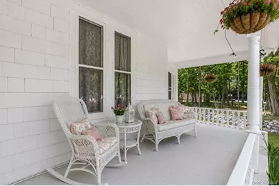 430 Montauk Highway, East Moriches, NY 11940 - Photo 8