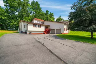 19 Davidge Rd, Middletown, NY 10940 - Photo 2