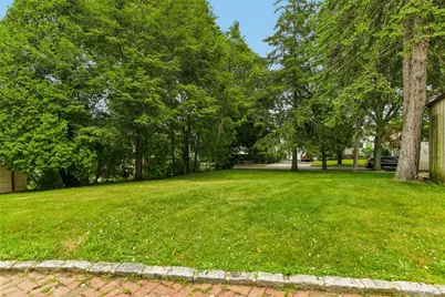 77 Andrew Street, Manhasset, NY 11030 - Photo 34