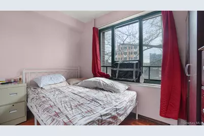 2049 McGraw Avenue #2C, Bronx, NY 10462 - Photo 6
