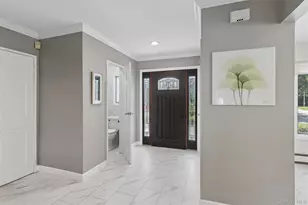2687 Karen St, Bellmore, NY 11710 - Photo 4