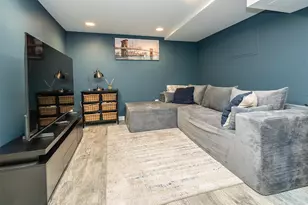 60 Highland Ave, Port Washington, NY 11050 - Photo 26