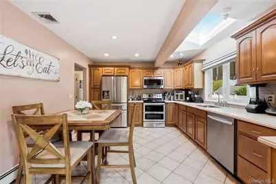 364 Boundary Avenue, Massapequa, NY 11758 - Photo 26