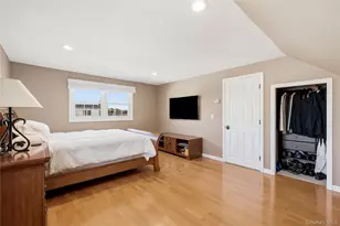 364 Boundary Ave, Massapequa, NY 11758 - Photo 18