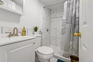 118 48 222nd St, Cambria Heights, NY 11411 - Photo 34