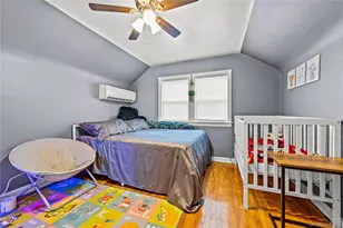 118 48 222nd St, Cambria Heights, NY 11411 - Photo 32