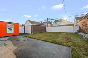 118 48 222nd St, Cambria Heights, NY 11411 - Photo 12